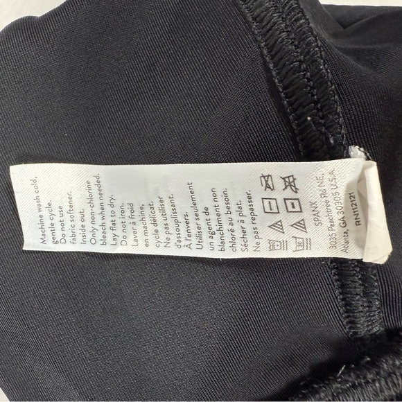 Black Spanx leggings MEDIUM faux leather - Picture 9 of 10